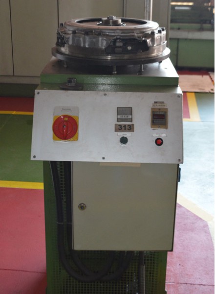 Examination machine for examination of attacked bodies for cargo program of dynamic tiredness